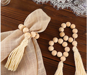lot 1110 image: Wooden Napkin Holder Beads with Jute Tassels Set
