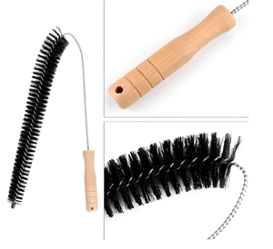 lot 1160 image: Lint Cleaning Brush with Wooden Handle
