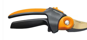 lot 44317 image: Fiskars PowerGear2 Bypass Pruning Shears with SoftGrip Handles - Retail $17