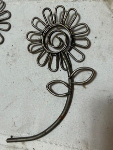 lot 26783 image: Box of Misc. Home Decor