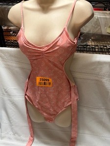 lot 25099 image: LVL 5 Replica Womens Louis Vuitton One Piece