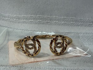 lot 25103 image: LVL 5 Replica Authentic high quality golden open-cuff bangle bracelet jewelry