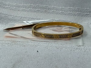 lot 25105 image: LVL 5 Replica Cartier LOVE Bracelet