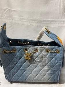 lot 25132 image: LVL 5 Replica Chanel Small Hobo Bag