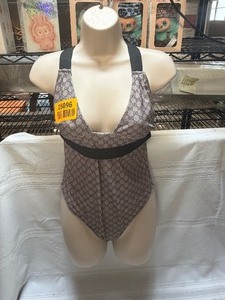 lot 25096 image: LVL 5 Replica Womens Gucci One-Piece