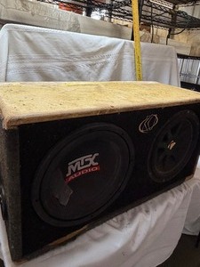 lot 26777 image: MTX Speakers w Sub Box Build