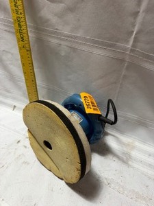 lot 26779 image: Turtle Wax Electric Hand Waxer