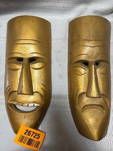 lot 26725 image: Gold Mask Decor