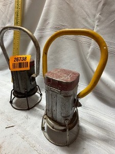 lot 26738 image: Vintage Metal Carbide Mining Lamps