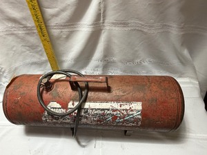 lot 26744 image: 10 Gallon Portable Air Tank