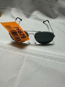 lot 26679 image: Women Pair of Sunglasses