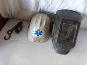 lot 41172 image: Hard Hat & Welding Mask
