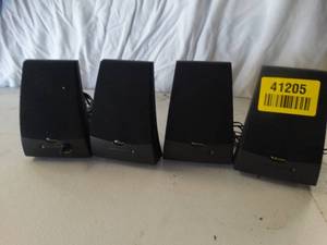 lot 41205 image: Polk Audio Speaker Set