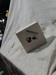 lot 26642 image: Cozyclip Ear Buds