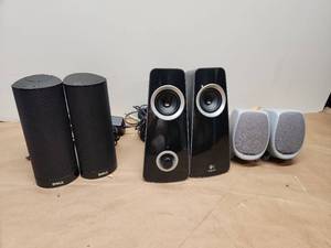lot 36 image: Mixed Lot of Computer Speakers - Dell, Logitech, and Polk Audio