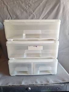lot 51 image: Stacking Stoage Totes