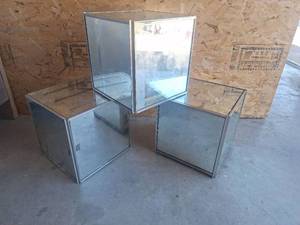 lot 54 image: (3) Mirrored Display Cubes 12 Inch Cubes