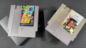 (2) Vintage Nintendo Games
