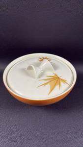 lot 17 image: Ben Seibel for Iroquois China Harvest Time covered sugar bowl Approximately 5 inch diameter mouth