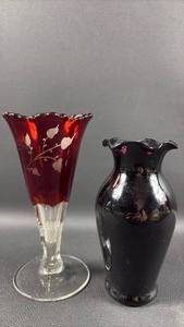 lot 41 image: Ruby Red Etched Glass Vase 6 inches tall and Black Amethyst Ruffled Vase 5 inches tall