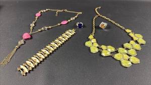 lot 158 image: High Quality Costume Jewelry Collection Including Sarah Coventry