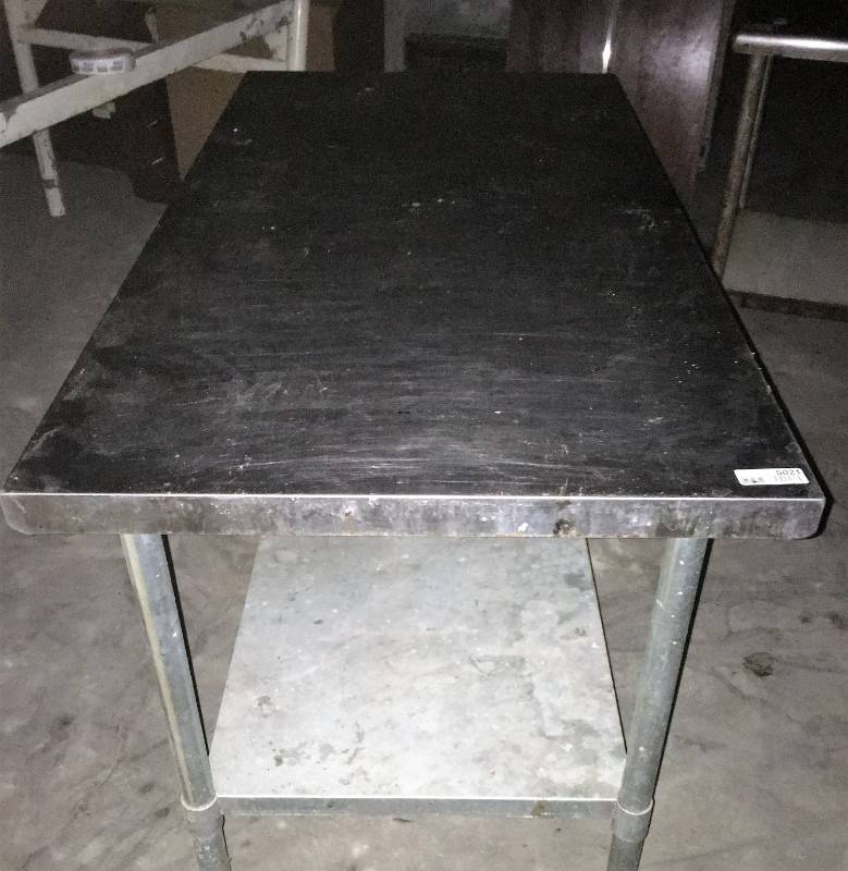 lot 5021 image: SS Work Table with Undershelf