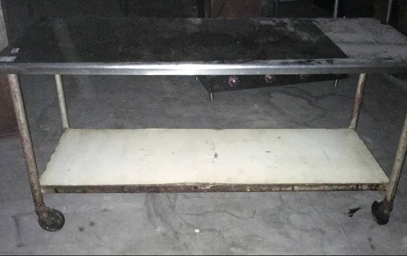 lot 5022 image: SS Rolling Work Table with Undershelf