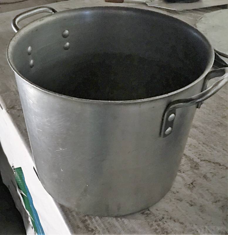 lot 5043 image: XL Stock Pot Steel