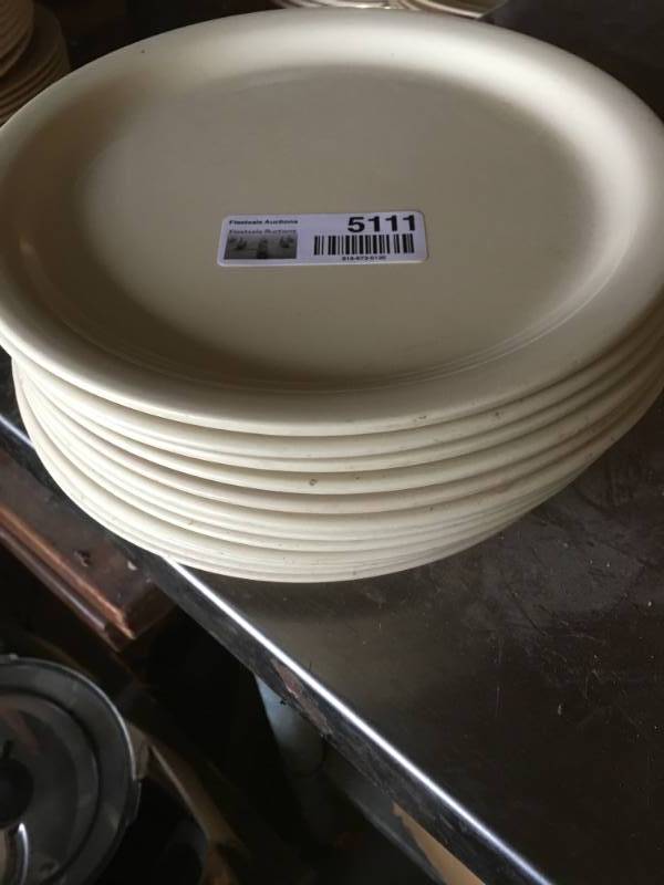 lot 5111 image: Lot of Round Plates  Platters