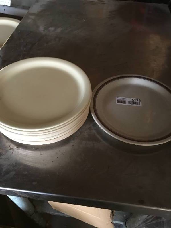lot 5113 image: Lot of Round Plates  Platters