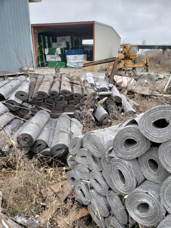 lot 11005 image: (1)Roll of Fiberglass SBS Base Sheeting $1 Dollar Starting Bid Pick Em