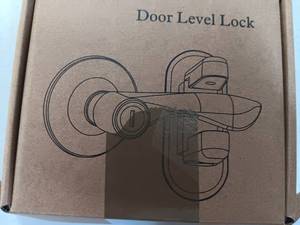 lot 1318 image: Door Level Lock White