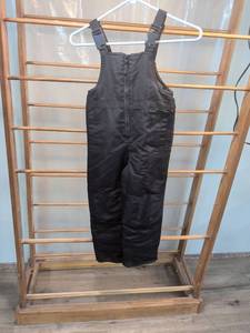 lot 8 image: Circo Black Insulated Snow Bib Overalls Size 5T