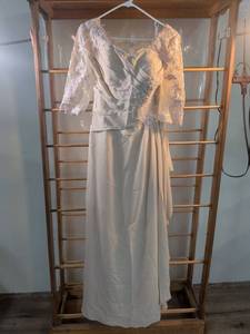 lot 14 image: Champagne Lace Sleeve Bridesmaid dress