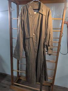 lot 39 image: London Club by Londontown Corporation Mens Trench Coat Size 46 Regular