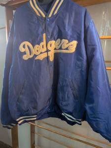 lot 47 image: Los Angeles Dodgers Starter Diamond Collection Satin Jacket XXL