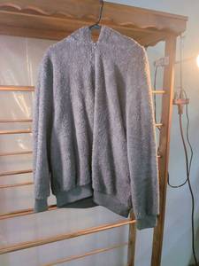 lot 53 image: Gray Sherpa Fleece Quarter-Zip Pullover Hoodie