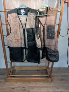 lot 70 image: 10X Shooting Vest Lot - Ravenwood Lodge Embroidered & Plain, Size 2XL