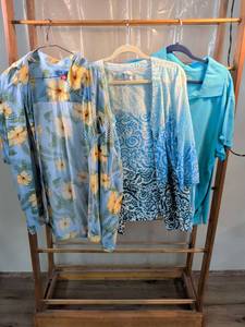 lot 84 image: Lot of 3 Casual Summer Tops - Puritan Hawaiian Shirt, Just My Size Kimono Cardigan & Tropical Polo