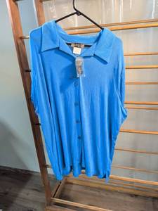 lot 89 image: Slinky Brand Blue Button-Front Top with Lace Trim - Size 3X