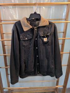 lot 96 image: Carhartt Black Canvas Sherpa Collar Chore Coat - Size M