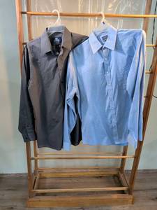 lot 99 image: Stafford Wrinkle Free & Arrow Classic Fit Mens Dress Shirts Bundle