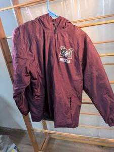 lot 131 image: Holloway Youth XL Maroon Soccer Hooded Jacket