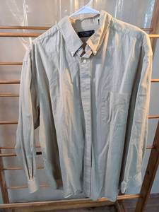 lot 143 image: Roundtree & Yorke Easy Care Mens Button-Down Shirt XL