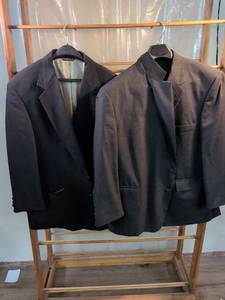 lot 145 image: Stafford & Dillards Mens Dark Suit Jackets - Set of Two