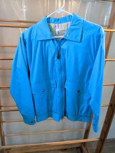lot 147 image: London Fog Weatherwear Blue Zip-Up Jacket Size 4 Regular