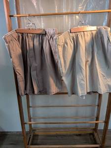 lot 215 image: Harbor Bay & King Size Mens Elastic Waist Casual Shorts 2XL - Lot of 2