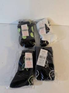 lot 217 image: Epic Sports Athletic Socks 4-Pack Assorted Styles