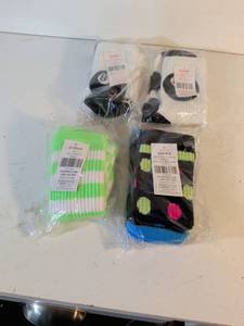lot 224 image: Epic Sports Novelty Socks Bundle - 4 Pairs Small