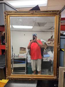 lot 1005 image: Large Gold Ornate Framed Wall Mirror